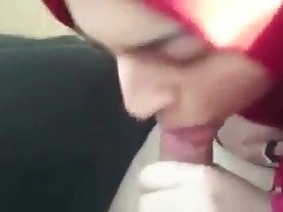 Turški Hijab cum in mouth