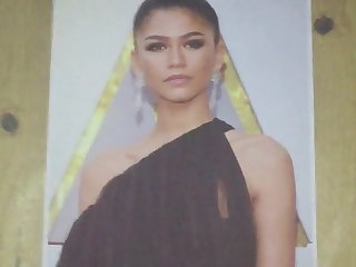 Zendaya - Cum Tribute No. 01