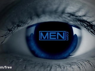 The Huntsman Part 3 - Trailer preview - Men.com