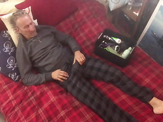 Cumming hard! Feels awesome.