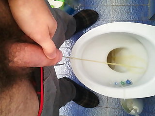 hairy dick pissing