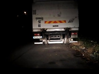 屋外 Wanking behind a truck in panthyhose - Nice cum
