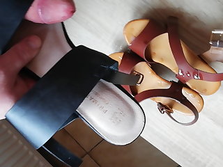 High Heels ficken und voll spritzen