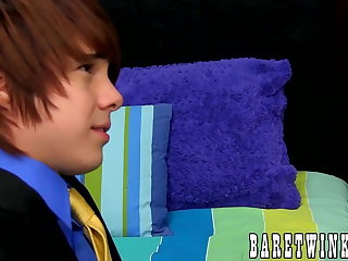 Twink graduate trio blowing dick for bareback facial