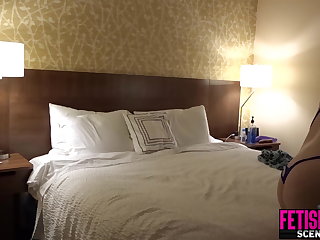 (Mineta) Soccer moms having lesbian sex in a hotel