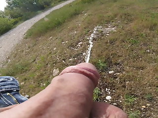 Muscle Compil Piss outdoor caught almost