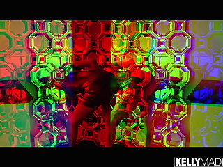 MILF Babe Lexi Luna Filled With Cum