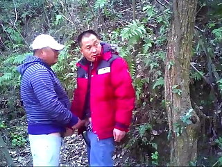 Azji 2 Asian Dudes Cruising In The Park