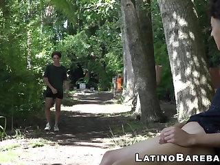 ラテン Young latinos Wilson and Alan barebacking in the woods