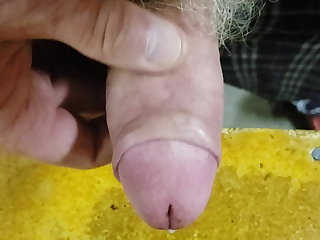 Masturbace Me Cumming Workbench 112819