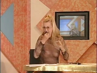 Taliansky Televendite (2004) Mr. Clean fucks horny housewife