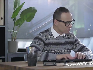 Rit Lizanje MILF Chefin vom Nerd auf Klo gebumst