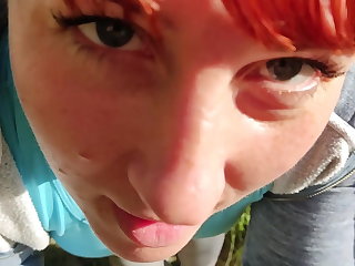 Ruština OUTDOOR SEX. Hard Fucking Redhead Curvy mom. NiuraKoshkina