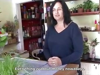 Flower saleswoman gets fucked for money