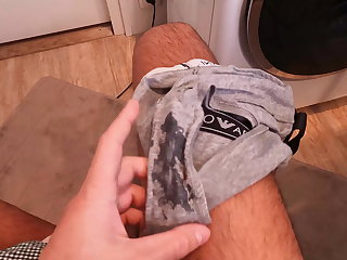 Russisk Found dirty panties at stepsister&rsquo;s house and fucked her. 4k