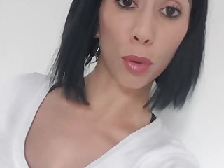 French Littleangel84 -  I suck the cocks of two joggers