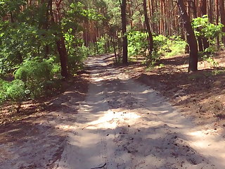 POV FORGOT TO PUT PANTIES ON AND LET A STRANGER FILL MY PUSSY