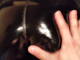 スパンデックス Massage and Cum for My Ass in PVC Vinyl Leggings