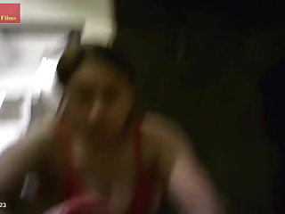 Desi mature girl fucked in hotel room with office teammate