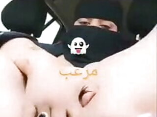 아랍에 Saudi girl live sex cam