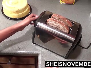 Kasvot Istuu Ebony Step Sister Msnovember Fucked In Kitchen Hardcore Sex